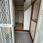 (玄関)